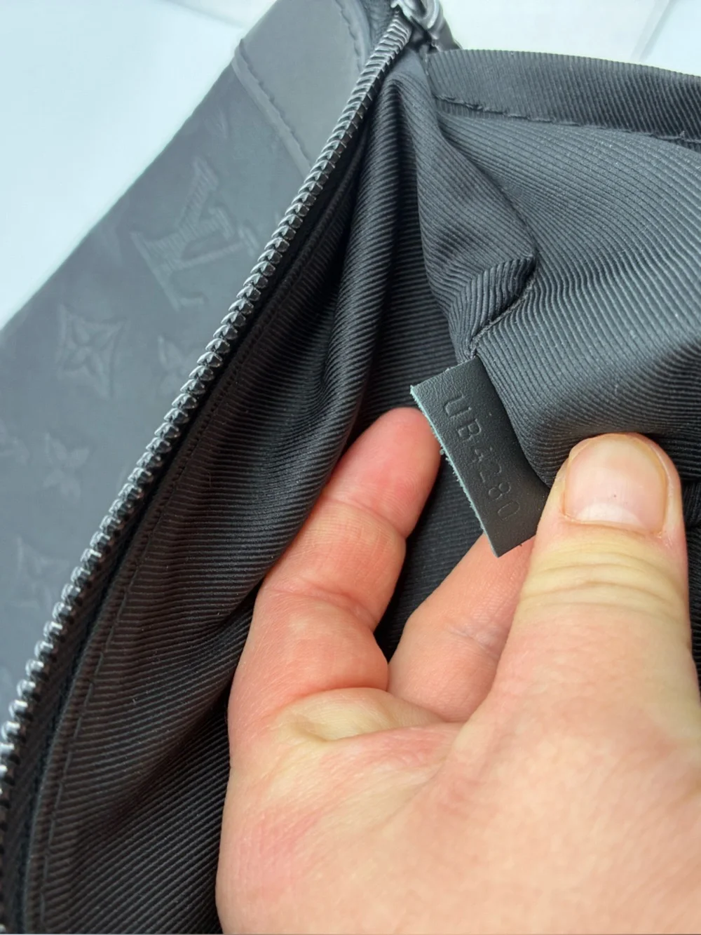 Louis Vuitton Black Monogram Discovery Laptop Pouch pochette w/ COA & dust bag